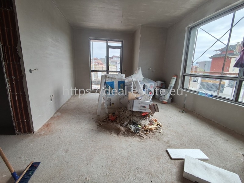 Продава 2-СТАЕН, гр. Благоевград, Освобождение, снимка 3 - Апартаменти - 52332671