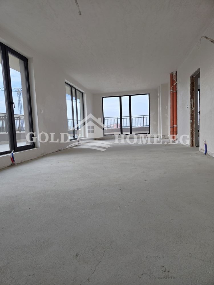 Продава 4-СТАЕН, град Пловдив, Тракия • 260000 € / 508515.80 лв. • 12388028 1