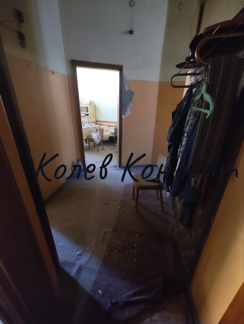 Продава ЕТАЖ ОТ КЪЩА, гр. Хасково, Център, снимка 4 - Етаж от къща - 52481108