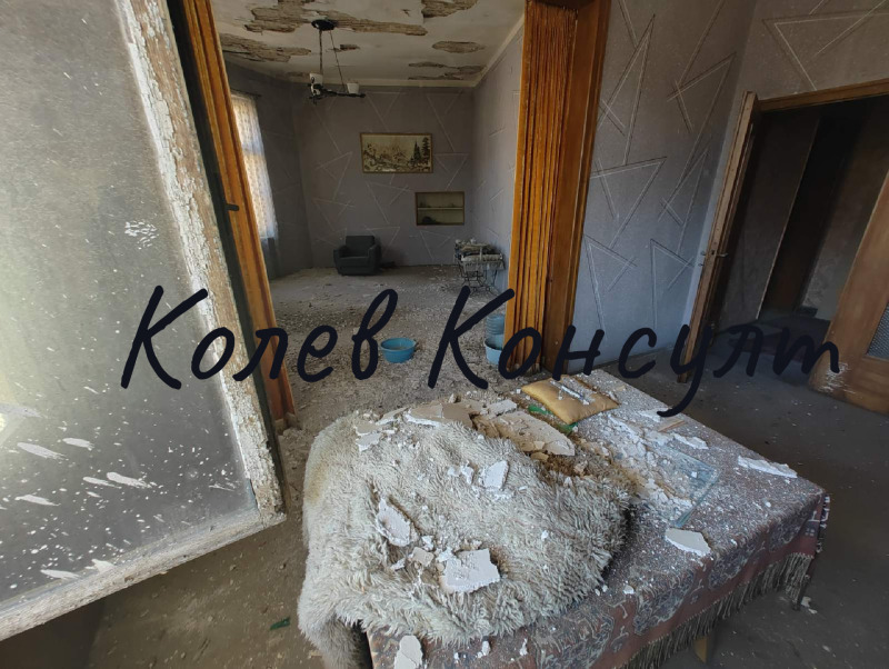 Продава ЕТАЖ ОТ КЪЩА, гр. Хасково, Център, снимка 6 - Етаж от къща - 52481108