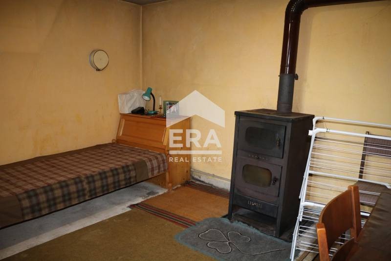Продава  Къща област Варна , гр. Суворово , 138 кв.м | 40123333 - изображение [6]