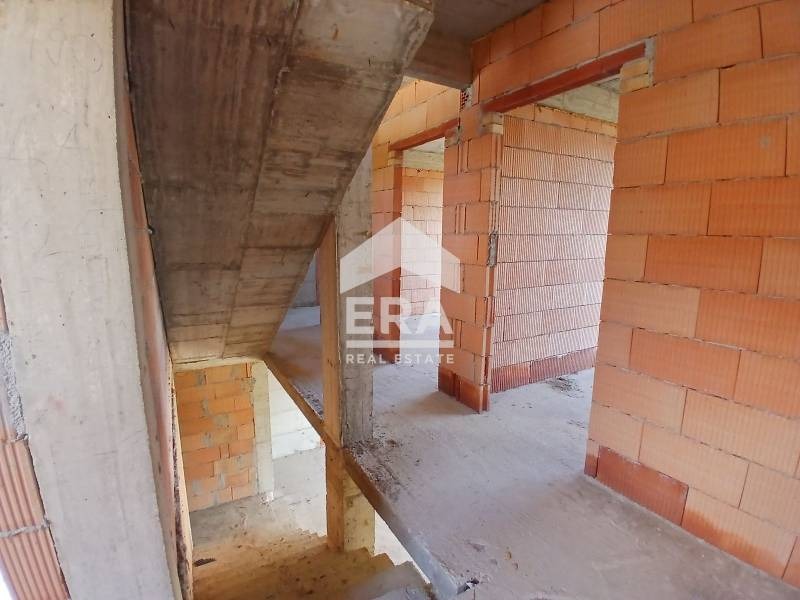 Продава КЪЩА, гр. Варна, м-т Ален мак, снимка 15 - Къщи - 52361408