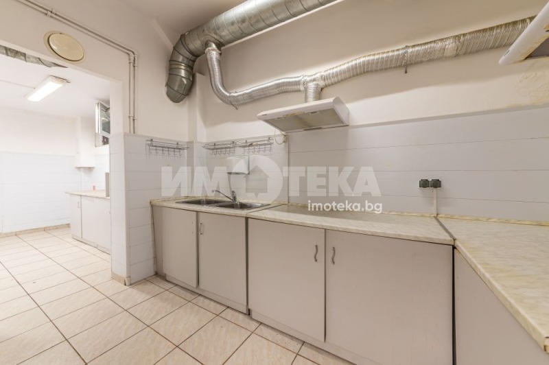 En venta  Comercio Varna , Gratska majala , 80 metros cuadrados | 63020471 - imagen [11]
