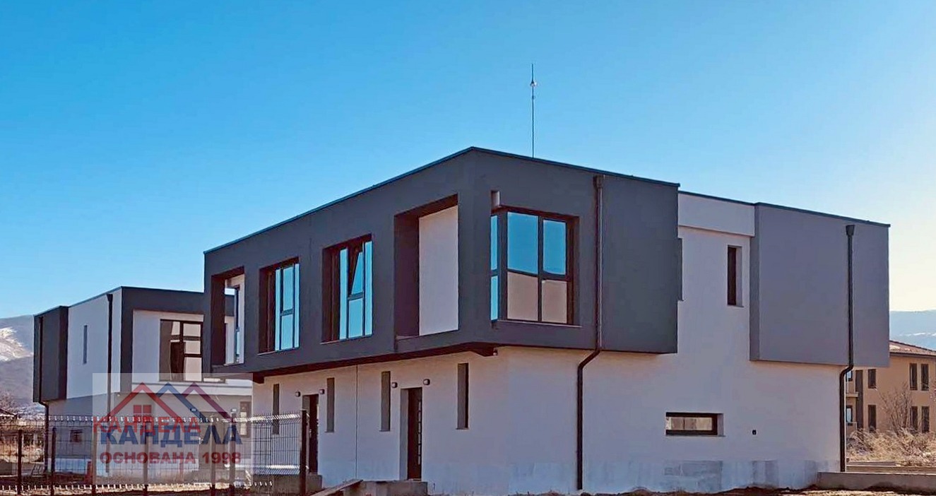 Продава КЪЩА, с. Първенец, област Пловдив, снимка 5 - Къщи - 54972750