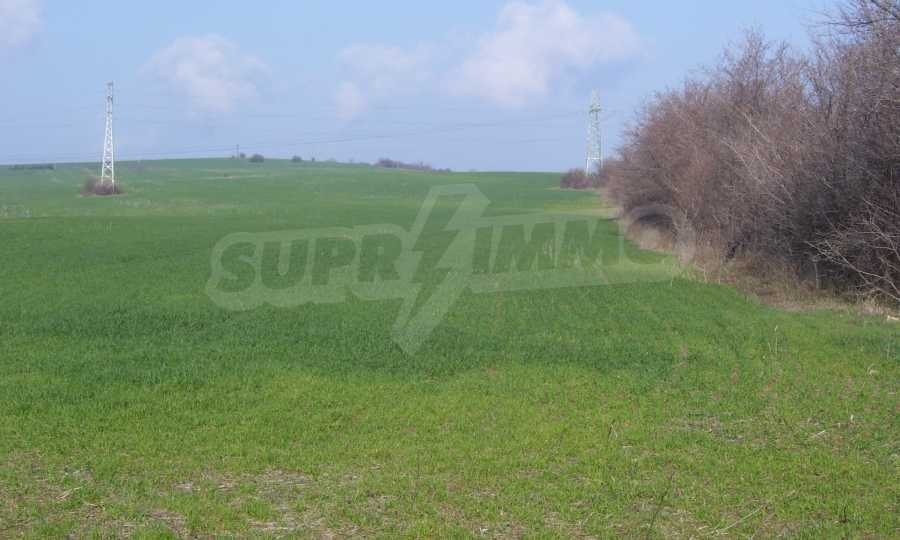 Продава ПАРЦЕЛ, гр. Велико Търново, Промишлена зона - Запад, снимка 2 - Парцели - 54760507