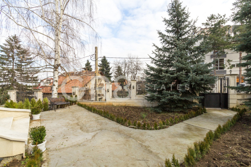 Продава КЪЩА в град София, Бояна - 600 кв.м / 2 900 000 € » 5 671 907.00 лв., ГРЕЙТ ЕСТЕЙТС