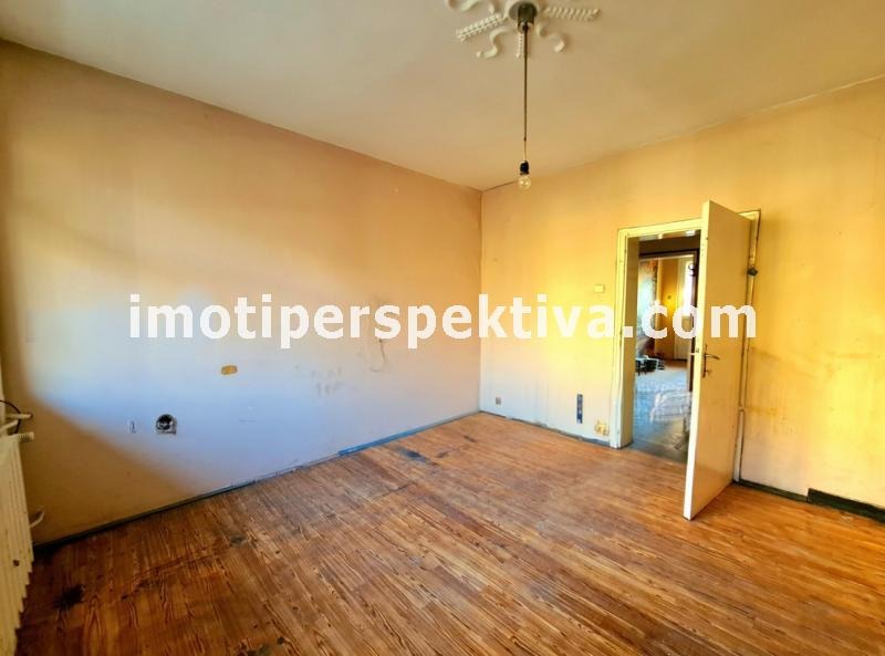 Продава 3-СТАЕН, гр. Пловдив, Център