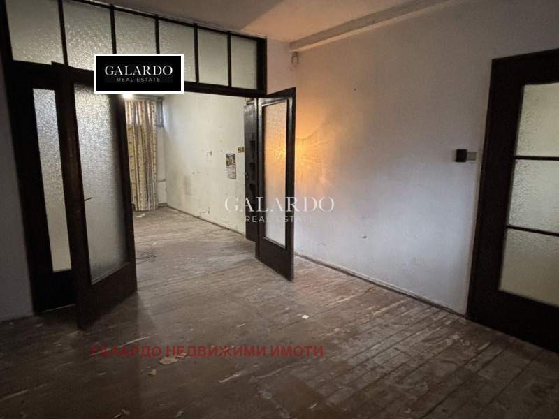 Продава 3-СТАЕН, гр. София, Център, снимка 6 - Апартаменти - 53223774