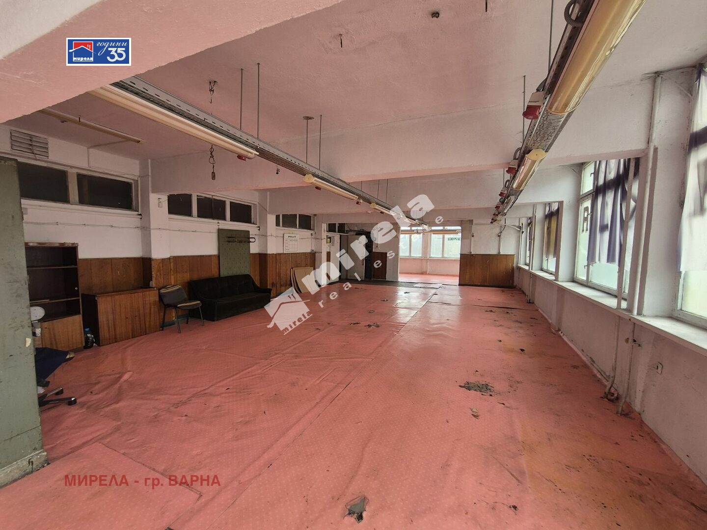 Продава МАГАЗИН, гр. Провадия, област Варна, снимка 7 - Магазини - 54203423