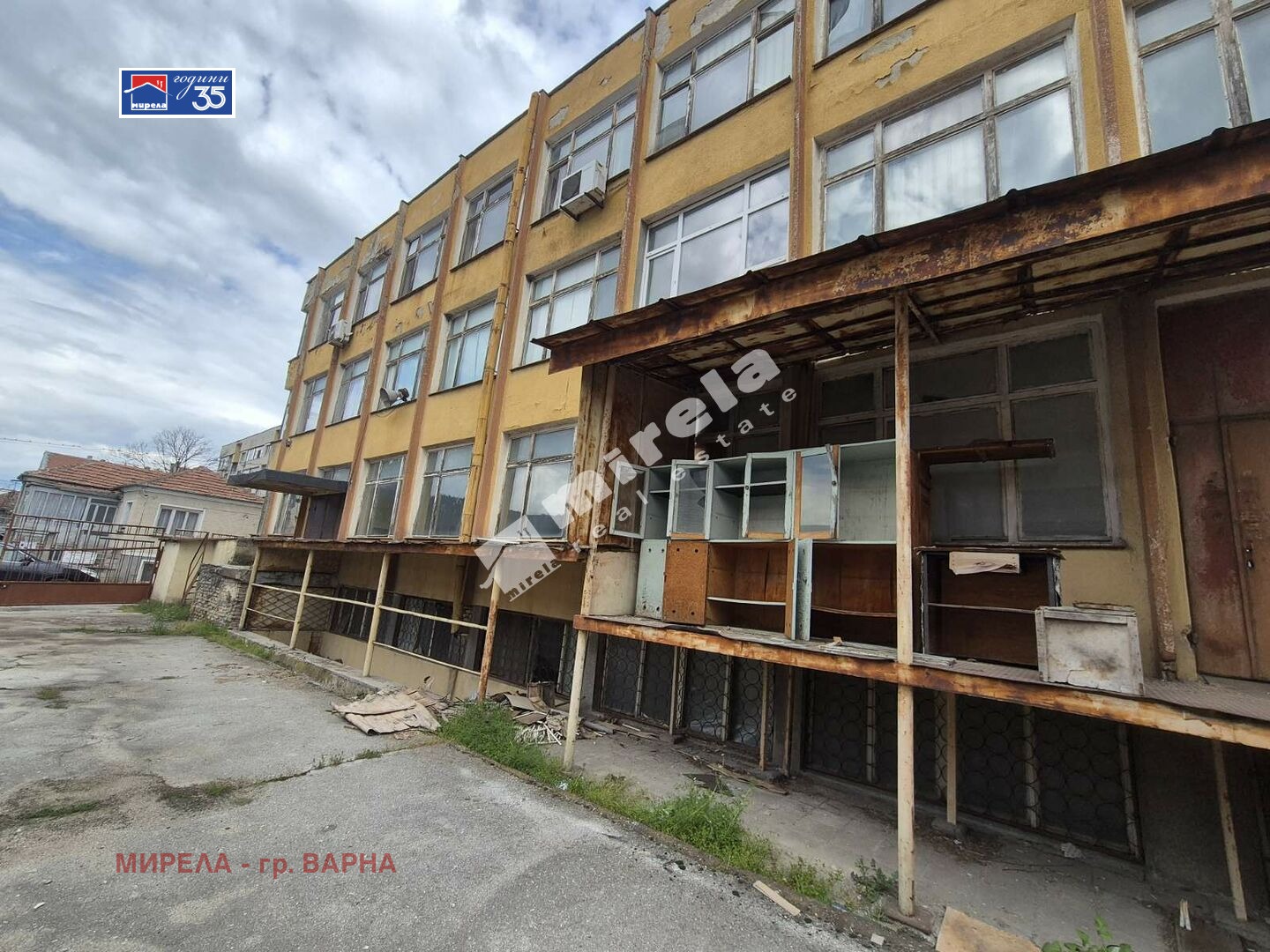 Продава МАГАЗИН, гр. Провадия, област Варна, снимка 8 - Магазини - 54203423