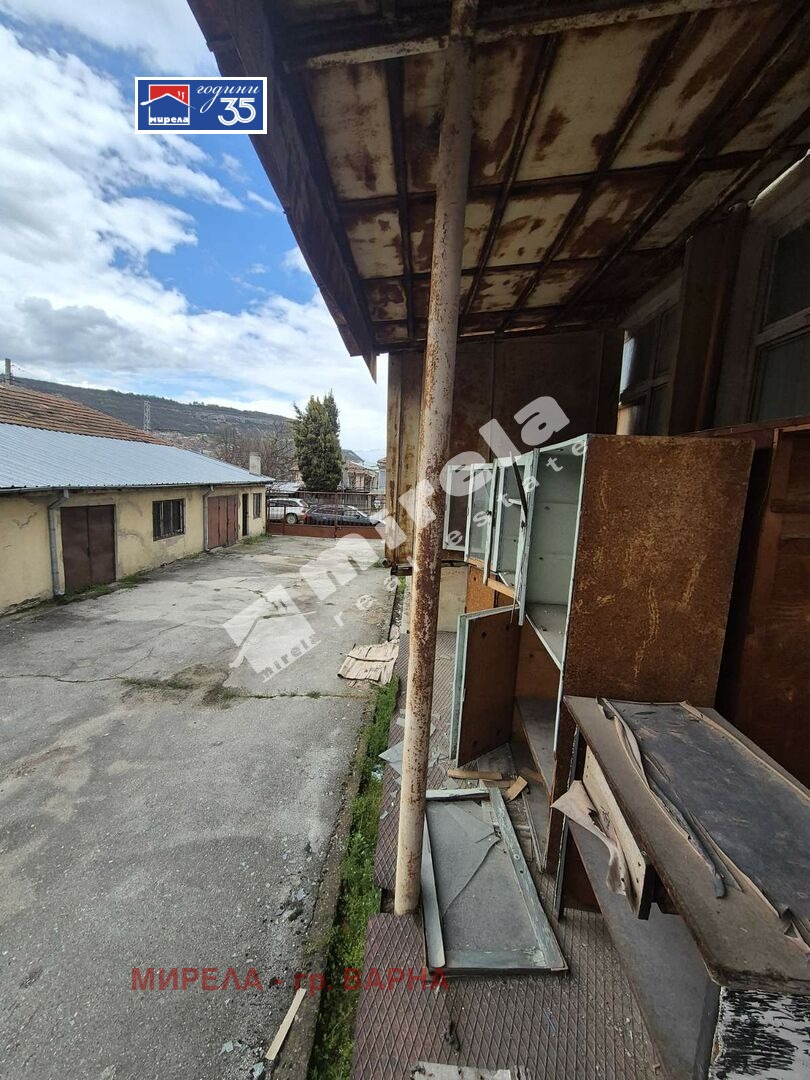 Продава МАГАЗИН, гр. Провадия, област Варна, снимка 9 - Магазини - 54203423