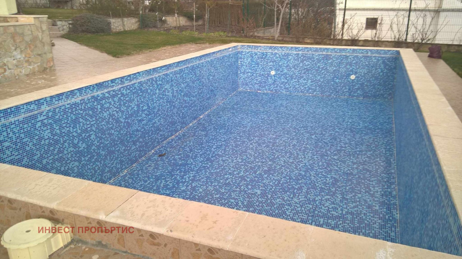 Продава КЪЩА, гр. Балчик, област Добрич, снимка 2 - Къщи - 49798937