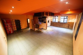 ЗАВЕДЕНИЕ, 92 m2