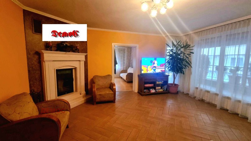 Na sprzedaż  3 sypialnie Sofia , Borowo , 187 mkw | 50192695 - obraz [3]