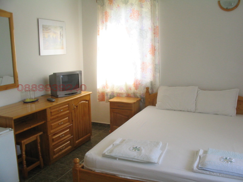 Продава КЪЩА, с. Синеморец, област Бургас, снимка 9 - Къщи - 52779775