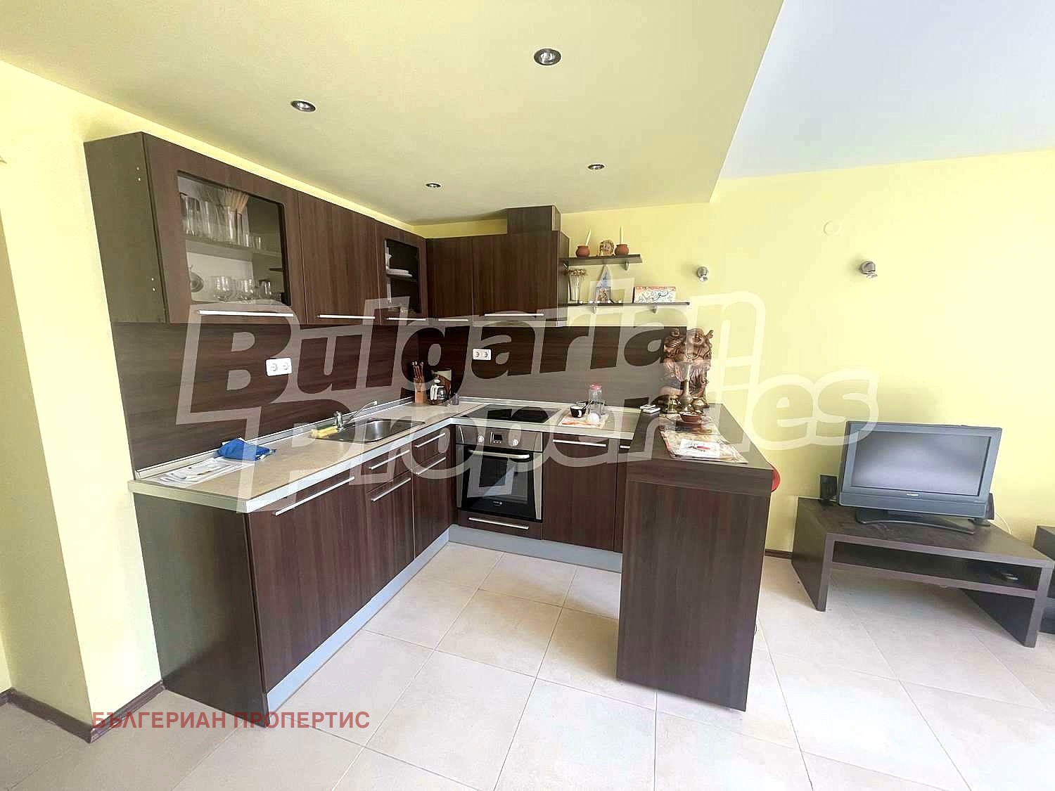 Продава 2-СТАЕН, гр. Балчик, област Добрич, снимка 2 - Апартаменти - 50009323