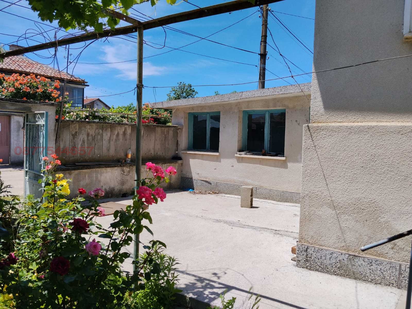 Продава КЪЩА, с. Момино село, област Пловдив, снимка 4 - Къщи - 54817835