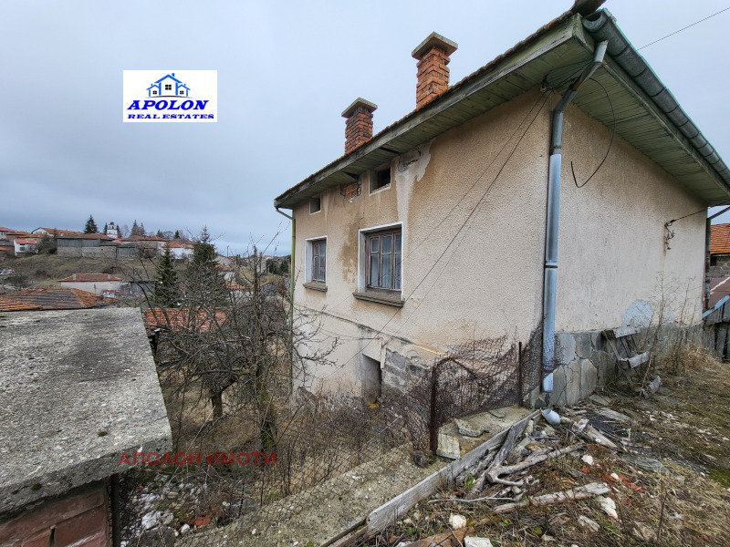 Продава КЪЩА в област Пазарджик, с. Равногор - 234 кв.м / 63 000 € » 123 217.29 лв., АПОЛОН ИМОТИ
