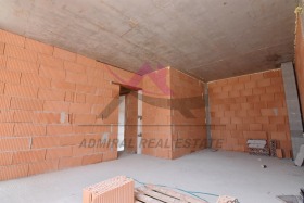 2 quartos Vazrajdane 3, Varna 2