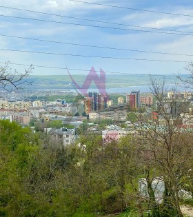3-стаен град Варна, Цветен квартал 15