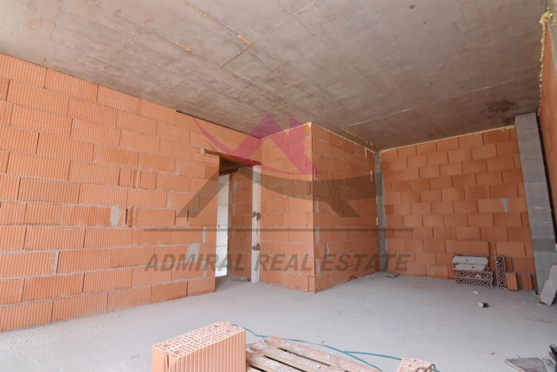 À venda  2 quartos Varna , Vazrajdane 3 , 89 m² | 54003660 - imagem [2]