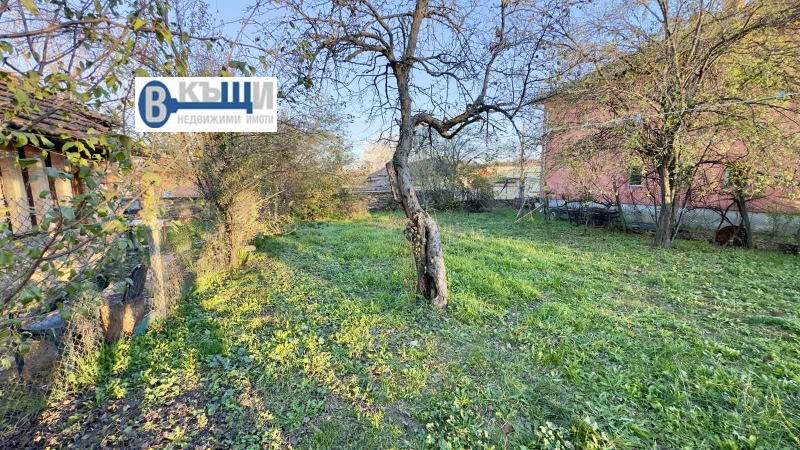 Продава КЪЩА, гр. Дебелец, област Велико Търново, снимка 2 - Къщи - 52987354