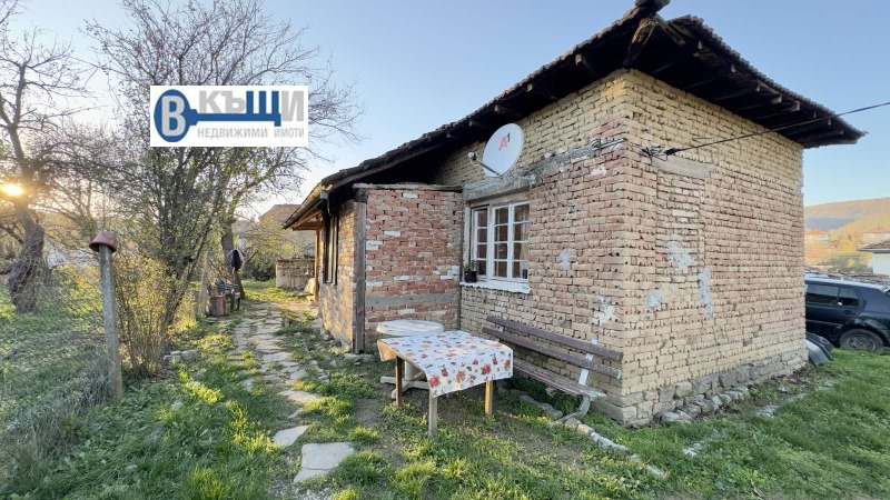 Продава КЪЩА, гр. Дебелец, област Велико Търново