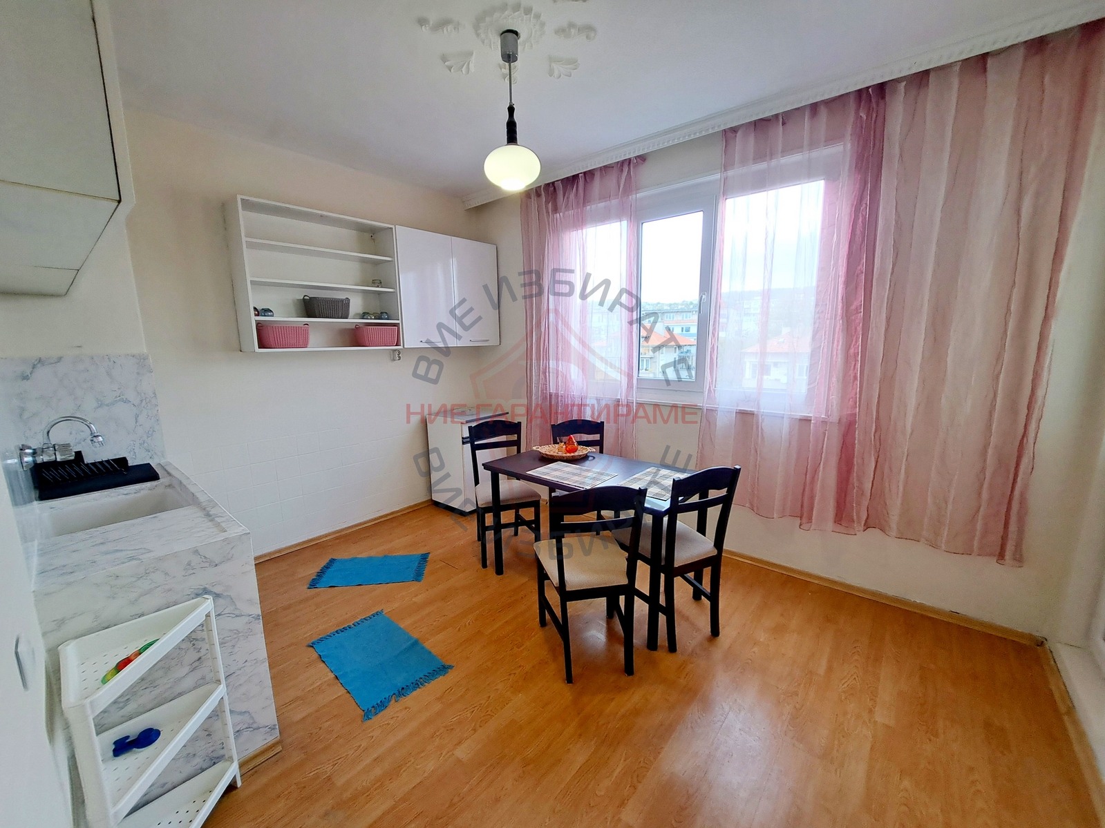 Продава 3-СТАЕН, гр. Варна, Цветен квартал