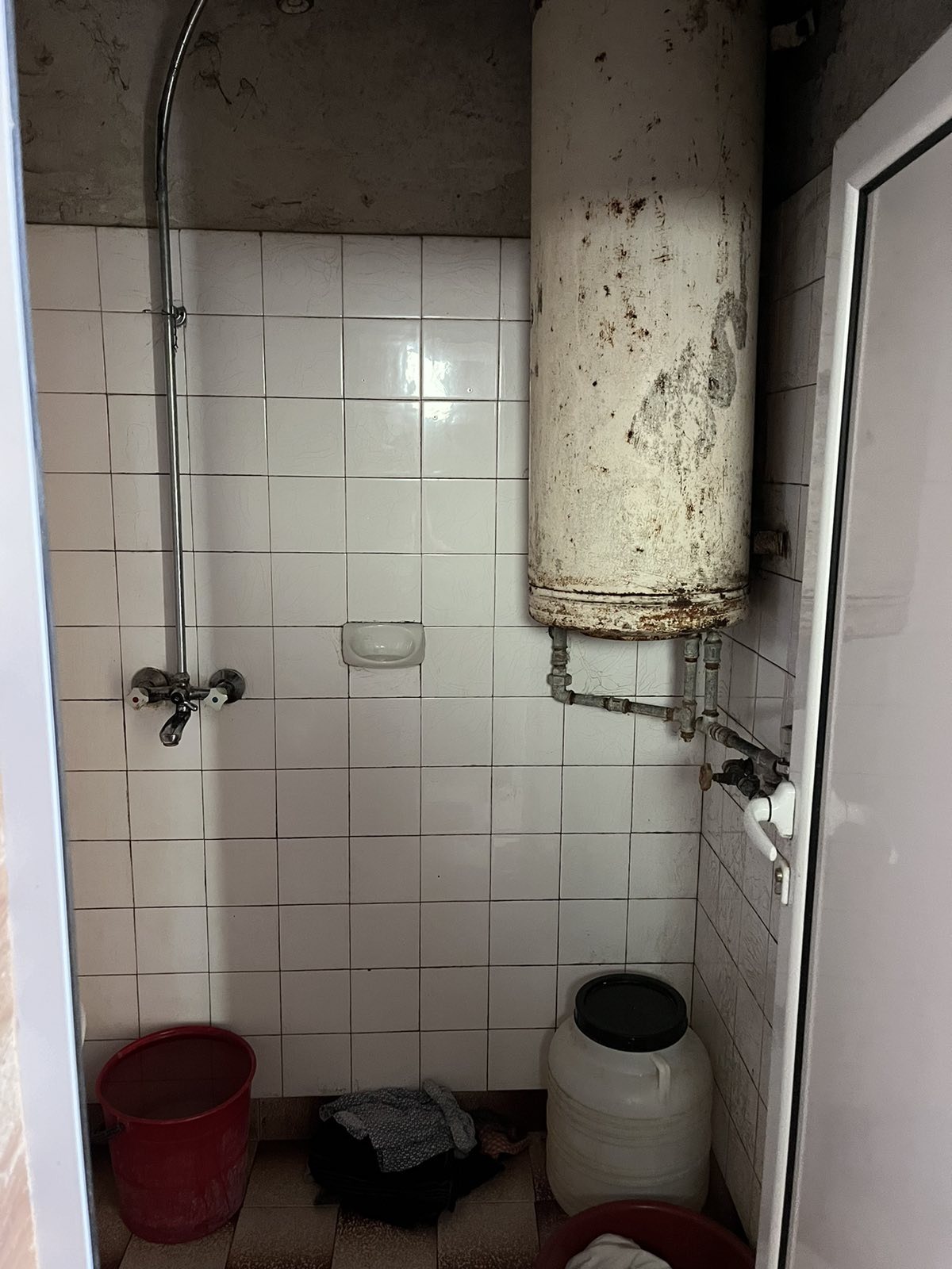 Продава КЪЩА, гр. Смолян, Езерово, снимка 15 - Къщи - 55181690