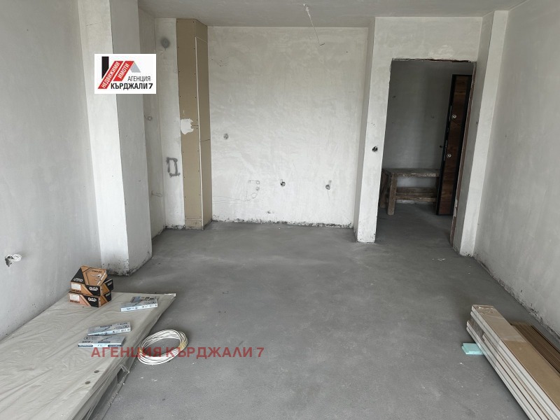 For Sale  1 bedroom Kardzhali , Tsentar , 86 sq.m | 26243696