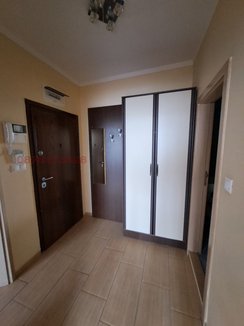 Продава 2-СТАЕН, гр. София, Младост 1