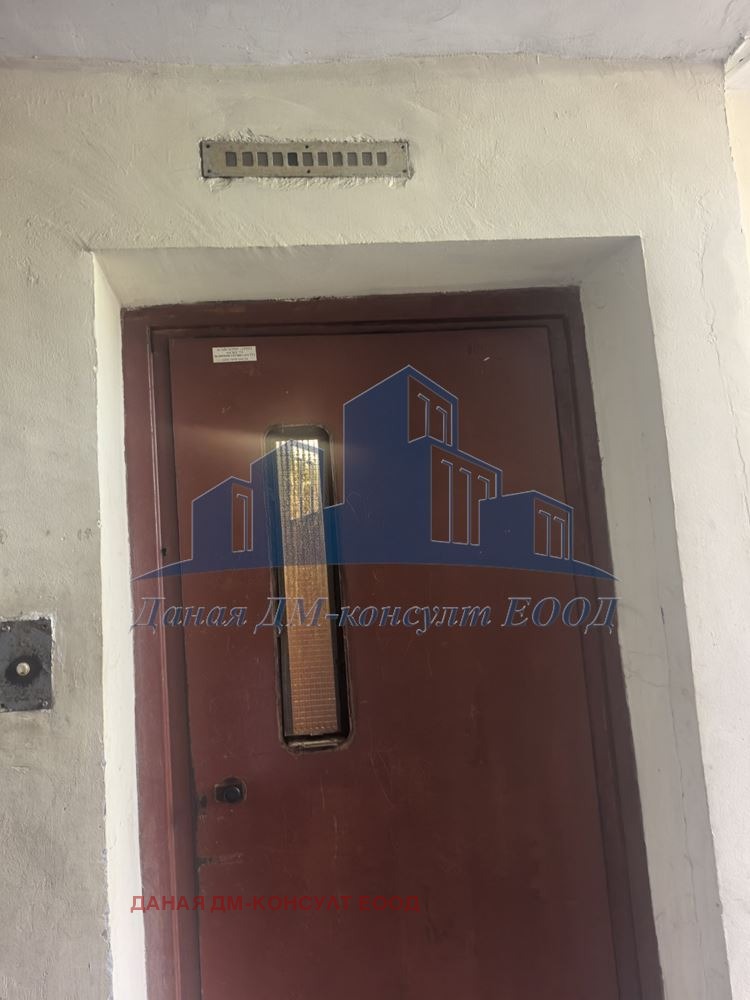 Продава 2-СТАЕН, гр. Шумен, 5-ти полк, снимка 5 - Апартаменти - 54594305