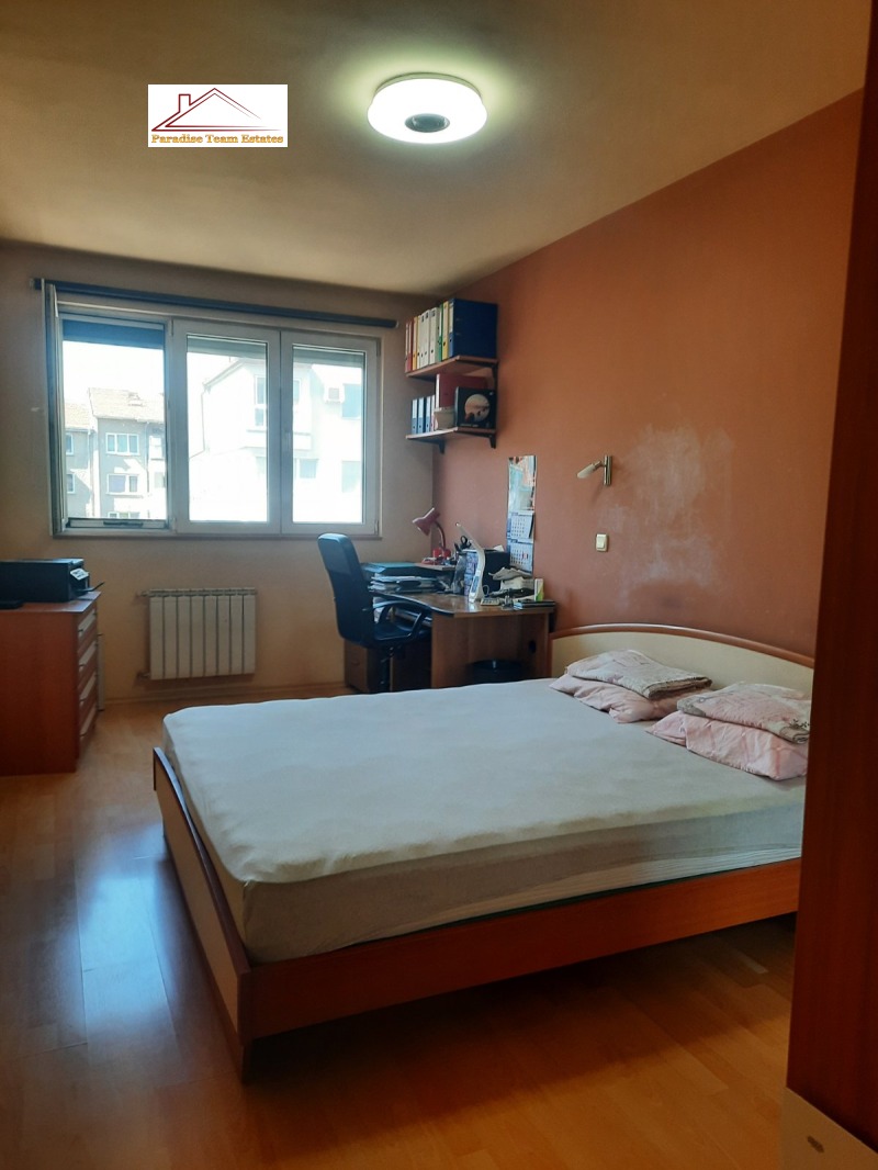À vendre  3 chambres Sofia , Belite brezi , 158 m² | 65609169 - image [10]