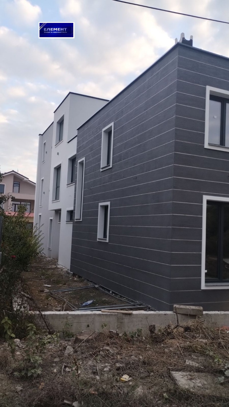 Продава КЪЩА, гр. Пловдив, Беломорски, снимка 2 - Къщи - 52430808