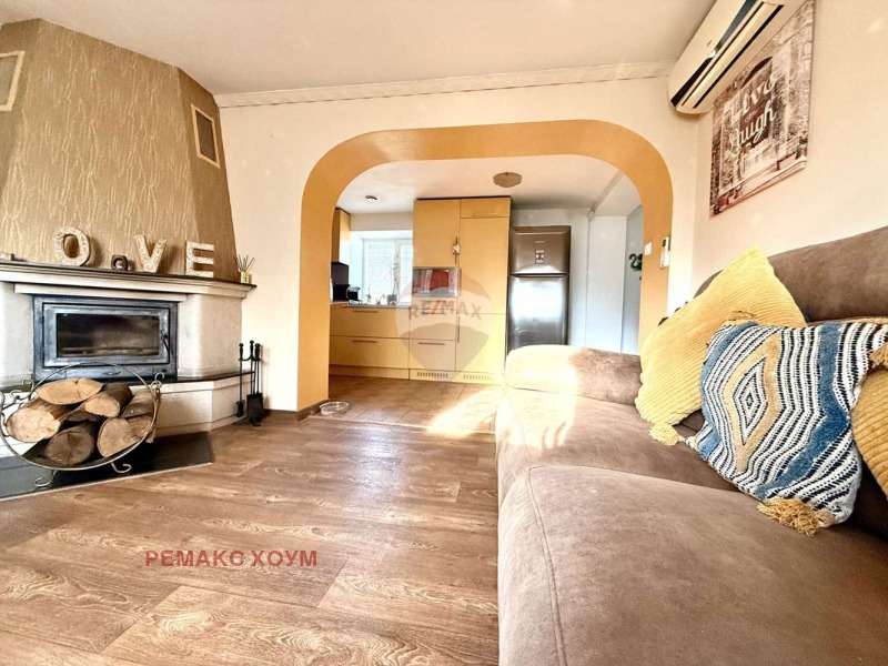 Продава КЪЩА, гр. Балчик, област Добрич, снимка 2 - Къщи - 53264591