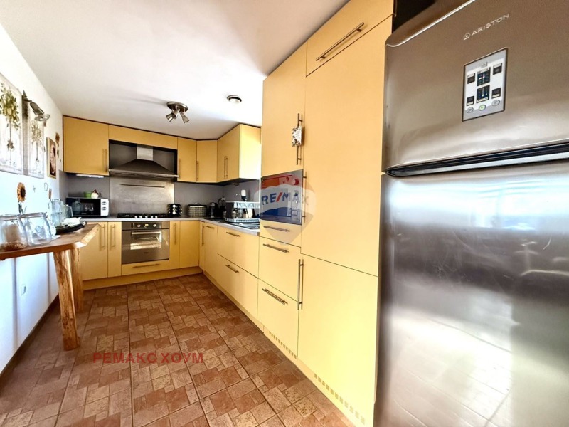 Продава КЪЩА, гр. Балчик, област Добрич, снимка 5 - Къщи - 53264591