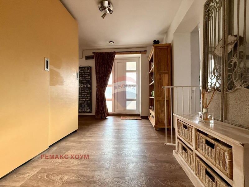 Продава КЪЩА, гр. Балчик, област Добрич, снимка 8 - Къщи - 53264591