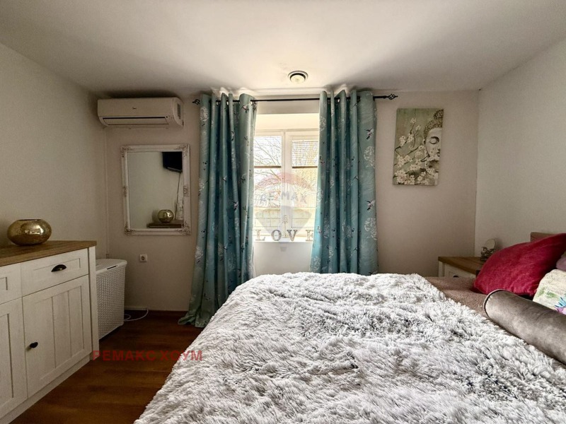 Продава КЪЩА, гр. Балчик, област Добрич, снимка 12 - Къщи - 53264591