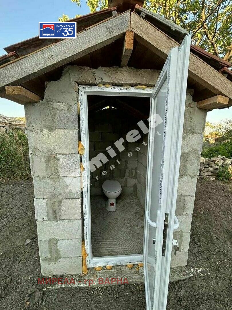 Продава КЪЩА, с. Белоградец, област Варна, снимка 9 - Къщи - 54741436