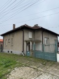 Продава КЪЩА, гр. Левски, област Плевен, снимка 3