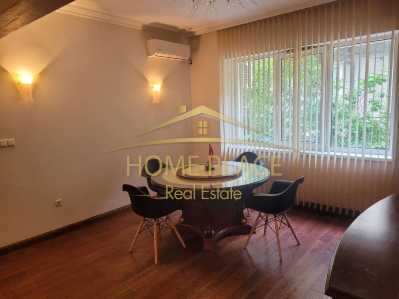 Продава 3-СТАЕН в град Варна, Гръцка махала - 120 кв.м / 360 000 € » 704 098.80 лв., ХОУМ ПЛЕЙС