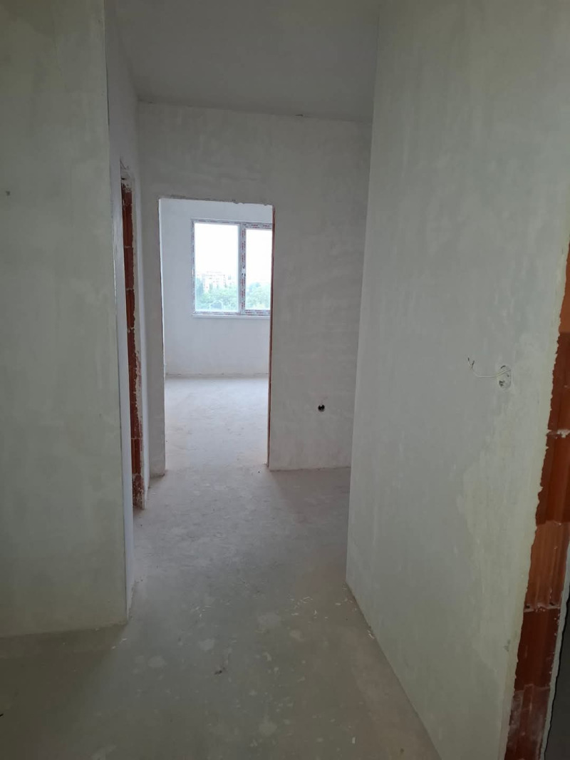 Продава  3-стаен град Стара Загора , Три чучура - център , 105 кв.м | 57899516 - изображение [2]