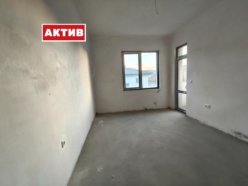 Продава 3-СТАЕН, гр. Търговище, Боровец, снимка 5 - Апартаменти - 52741138