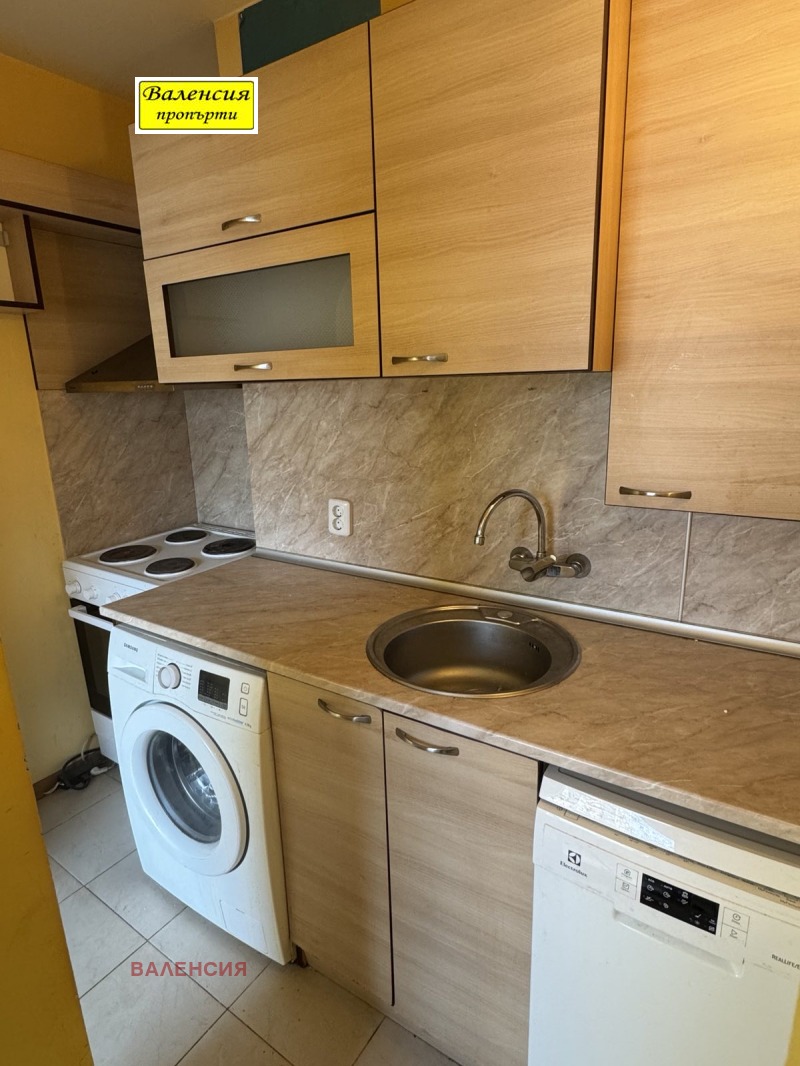 Продава 3-СТАЕН, гр. Враца, Дъбника