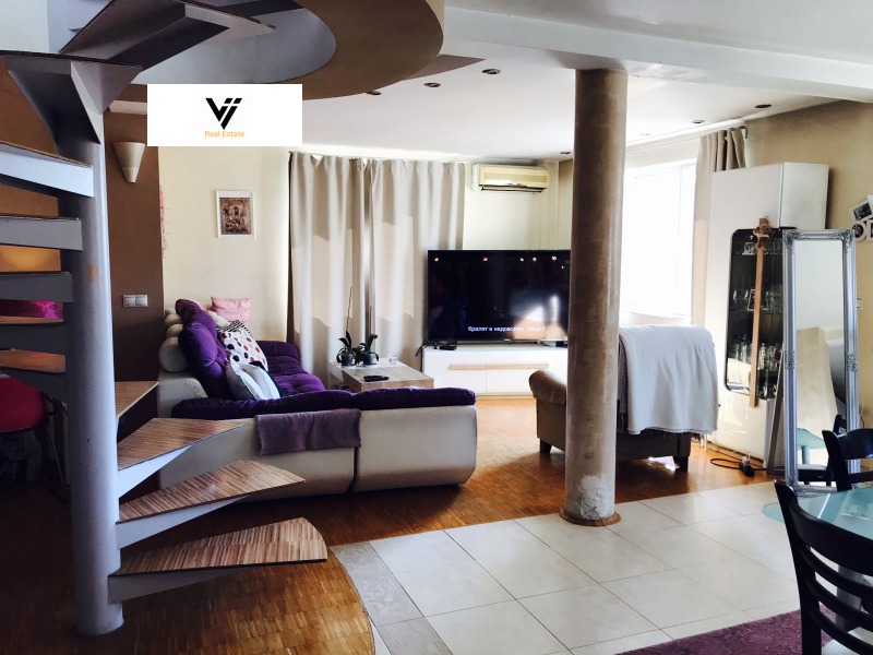 À venda  3 quartos Sofia , Oborichtche , 153 m² | 49994295