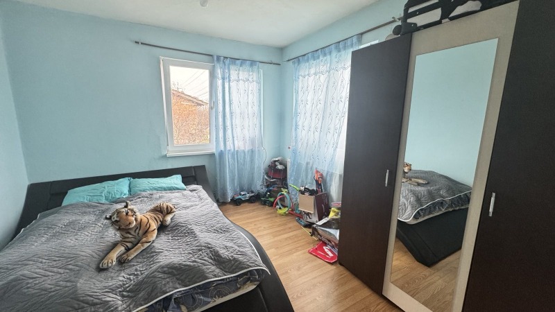 Продава КЪЩА, с. Бъзън, област Русе, снимка 5 - Къщи - 52467334