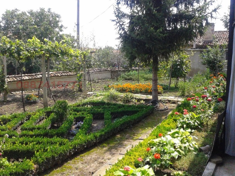 Продава КЪЩА, гр. Смядово, област Шумен, снимка 2 - Къщи - 53290731