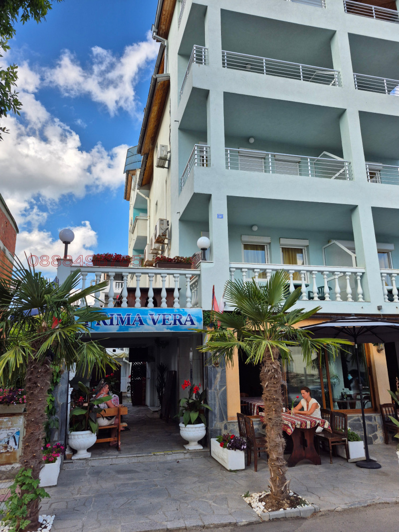 Продава ХОТЕЛ, гр. Приморско, област Бургас, снимка 2 - Хотели - 52782705