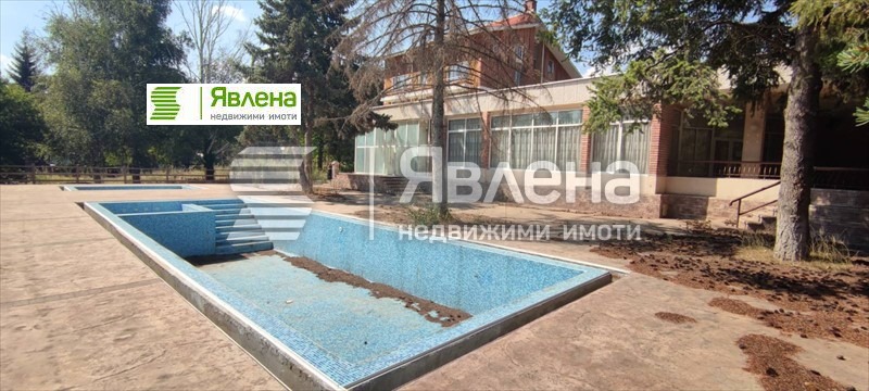 Продава ХОТЕЛ, с. Старозагорски бани, област Стара Загора, снимка 3 - Хотели - 46449274