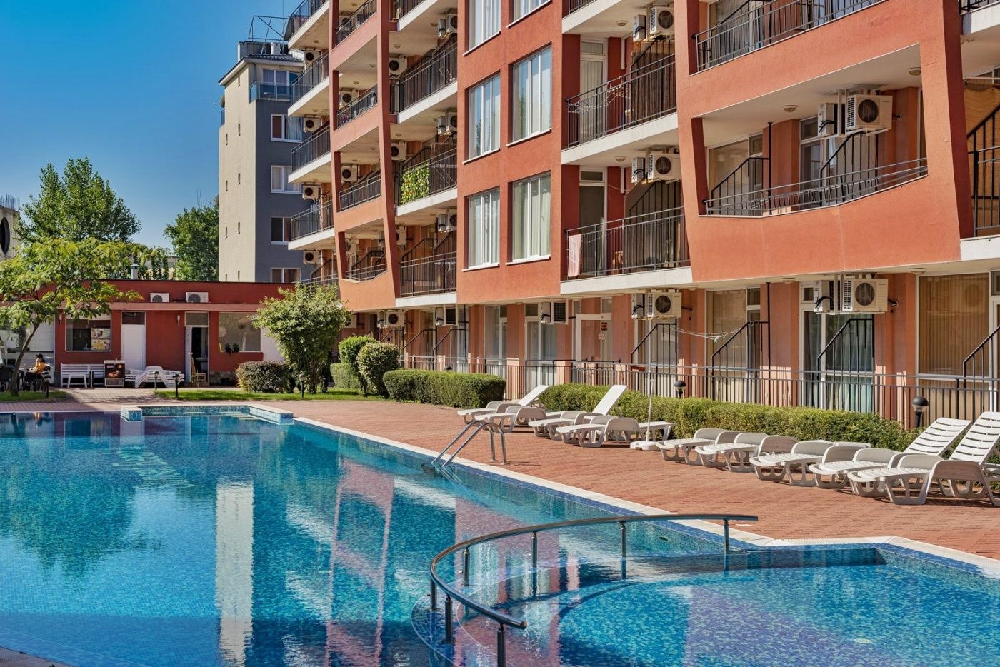 Продава  2-стаен област Бургас , к.к. Слънчев бряг , 74 кв.м | 89580762